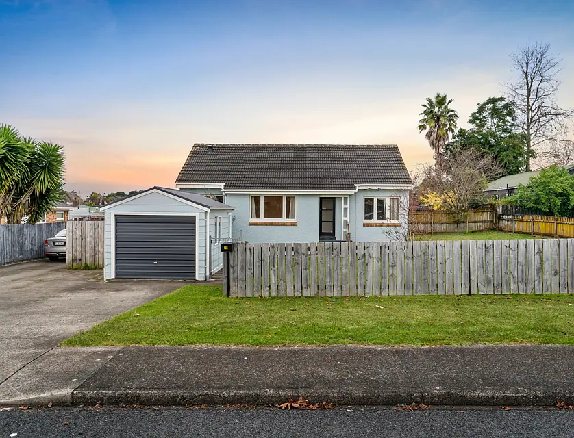23 Railway Street West, Papakura, Papakura, 2 ਕਮਰੇ, 1 ਬਾਥਰੂਮ, House