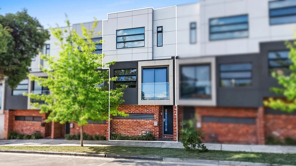 42 Sylvester Grove, Preston, VIC 3072