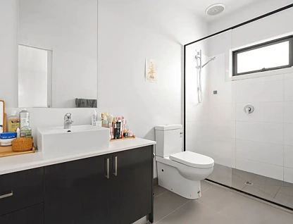2/11 Barningham Street, Brunswick, North Melbourne, 2房, 2浴, Townhouse