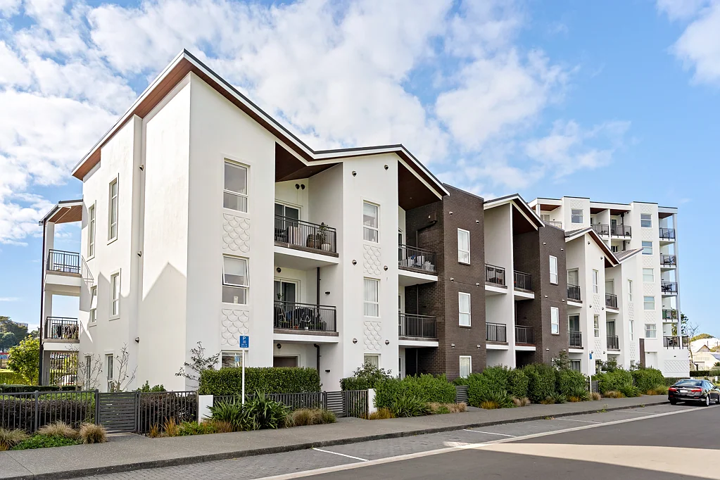 Avondale 2 Bedroom Spacious Living in Ockham's Set