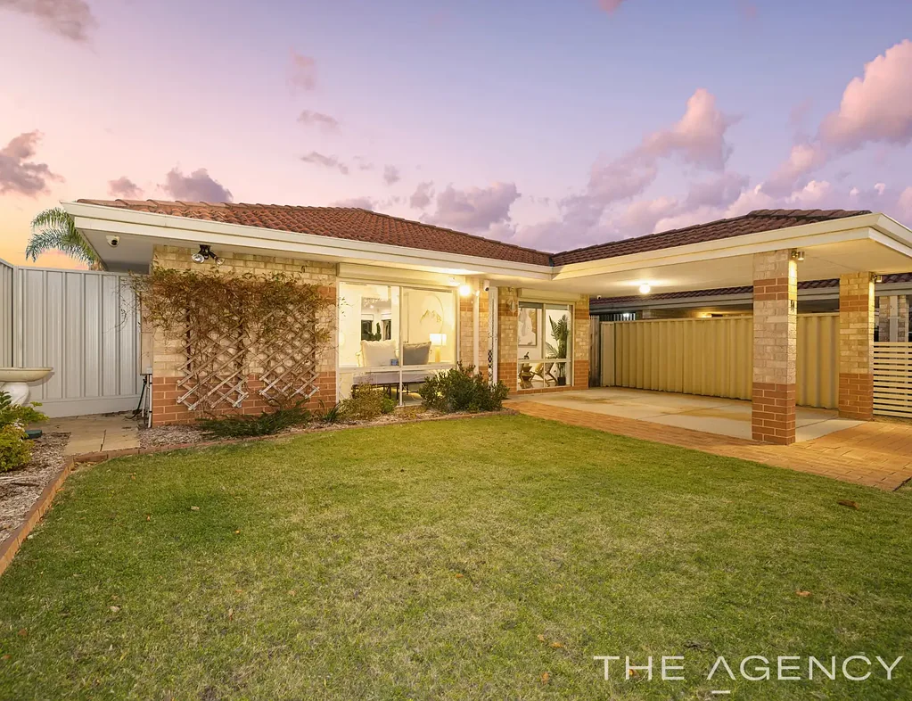 Cloverdale 4ห้องนอน FAMILY HOME ON GREEN TITLE