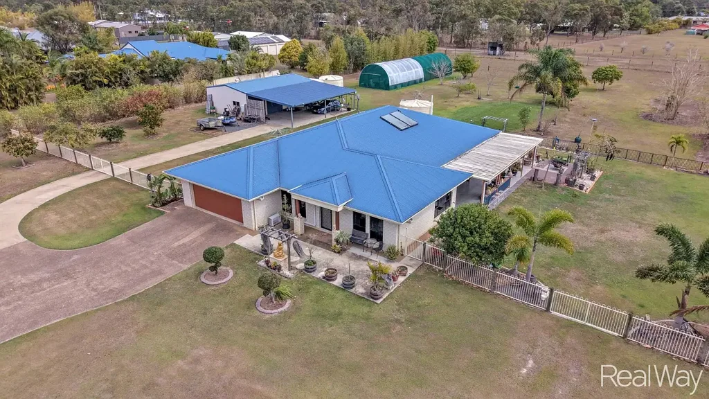 Branyan 4 Slaapkamer More Than Just a House - Acreage Bliss with So Much More!
