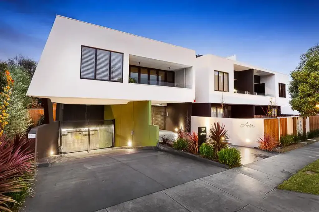 Stylish, Contemporary & Luxurious