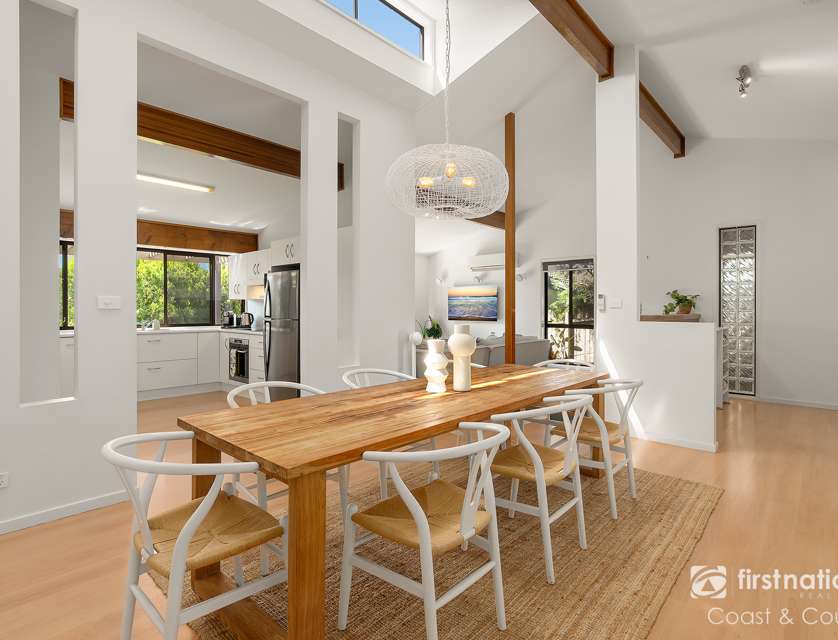 6 Sharpe Place, Gerringong, NSW 2534, 4 Bedrooms, 2 Bathrooms, House