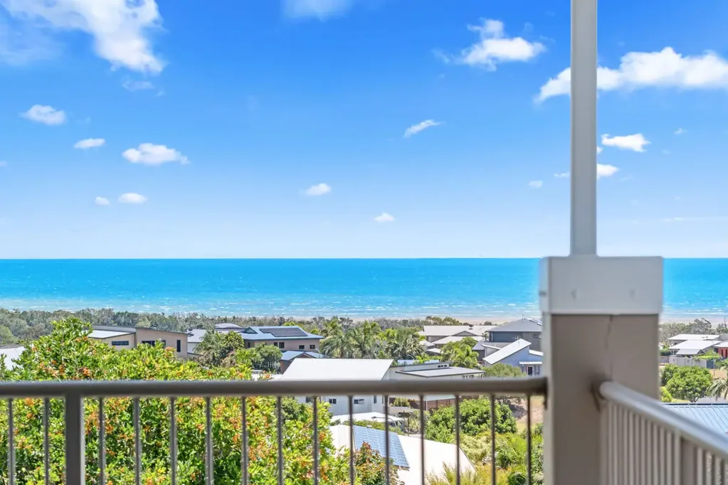 Craignish 6 Bedroom IMPECCABLE HOME WITH BREATHTAKING PANAROMIC VIEWS