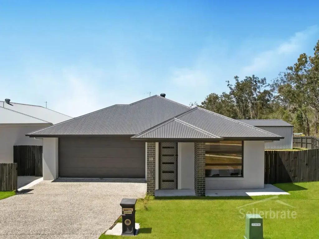 13 Maximillian Crescent, Deebing Heights, QLD 4306