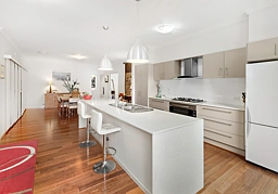 3 The Gables, Berry