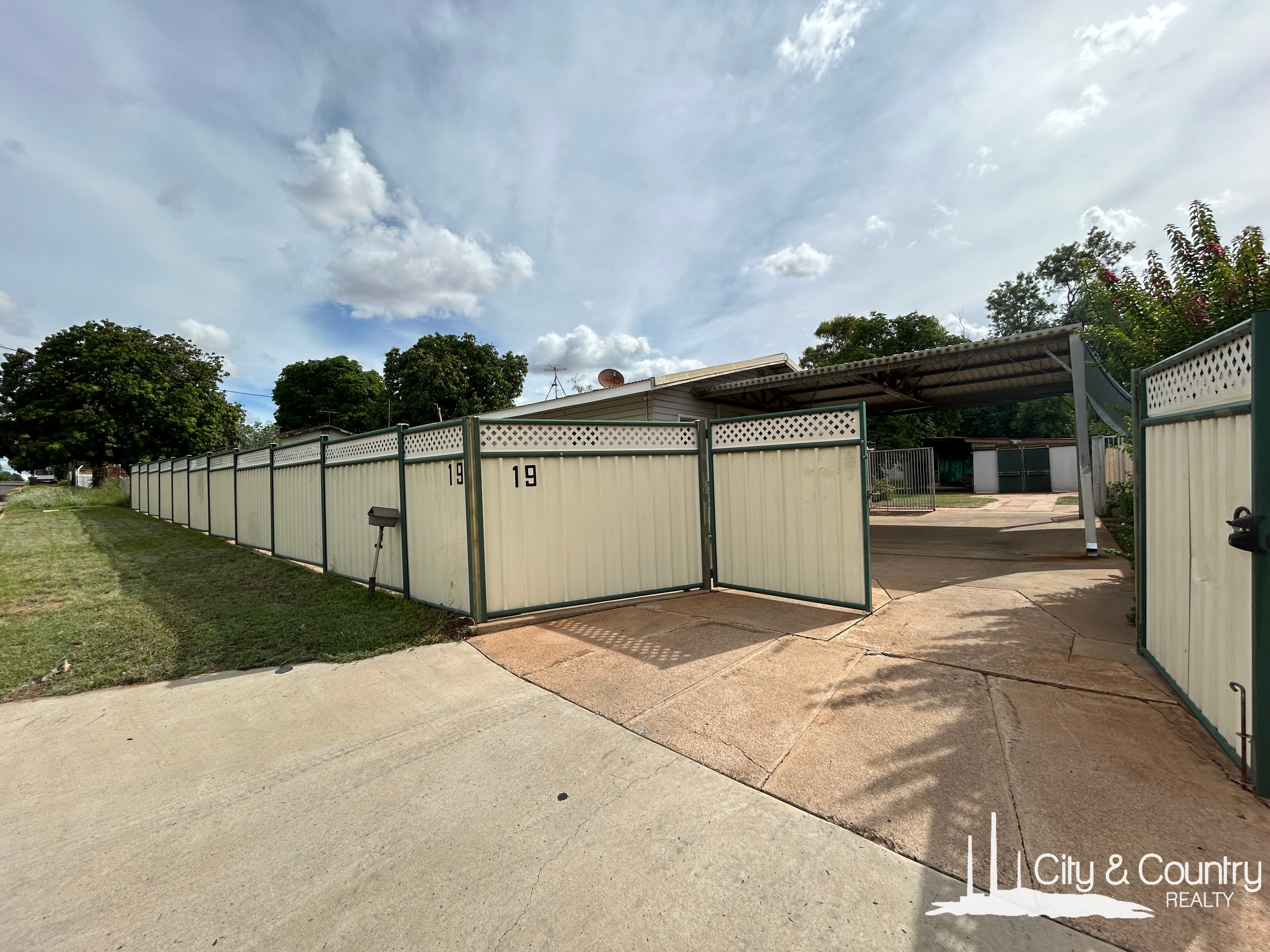 19 BUCKLEY AV, PARKSIDE QLD 4825, 0 Bedrooms, 0 Bathrooms, House