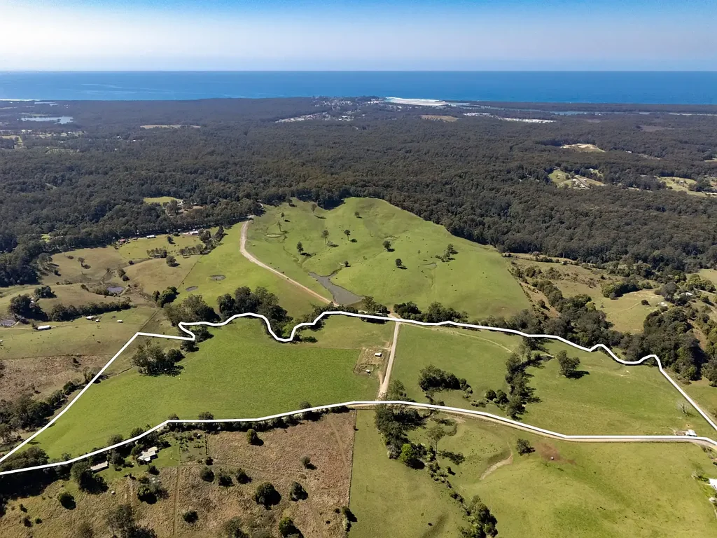 Newee Creek RICH ALLUVIAL ACRES ON THE DOOR STEP OF NAMBUCCA HEADS