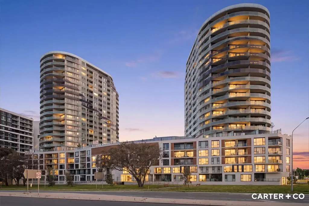 Gungahlin 1房  High-Rise Luxury with Unrivalled Views at Infinity Towers