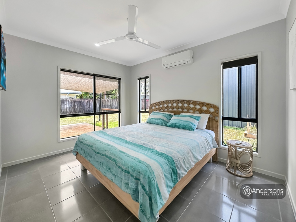 41 MIDSHIPMAN ST, SOUTH MISSION BEACH QLD 4852, 0房, 0浴, House