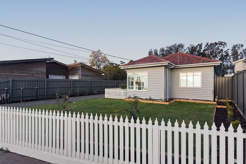 1/44 Conifer Avenue, Brooklyn, VIC 3012