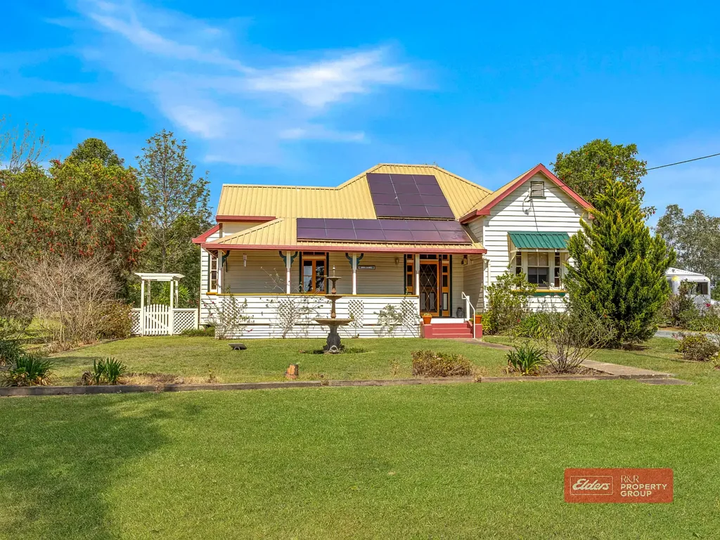 Barrington 3Moenga Ross Laurel - A Grand Piece of Barrington History