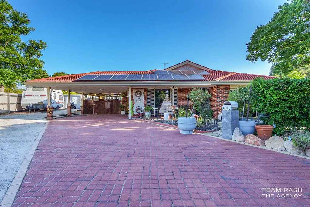 10 Campolino Gardens, Stratton, WA 6056