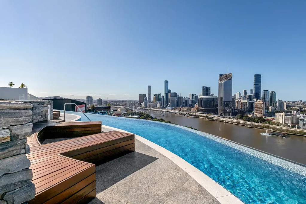 South Brisbane 1部屋 Prestige and Lifestyle Combine in this Southpoint Residence!