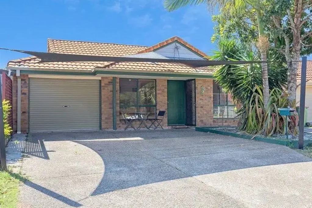 11 Matisse Court, Coombabah, QLD 4216