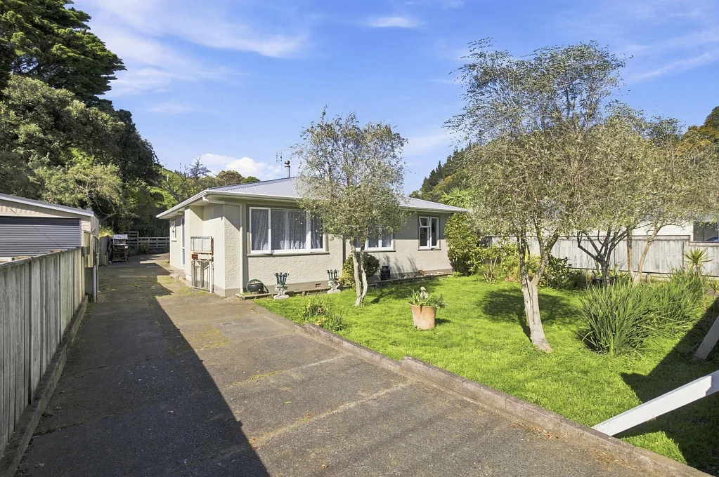 Whanganui East 4બેડરૂમ A family favourite in the making