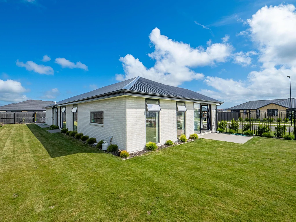 Rolleston 4chambre Big Backyard. Bigger Family Potential.