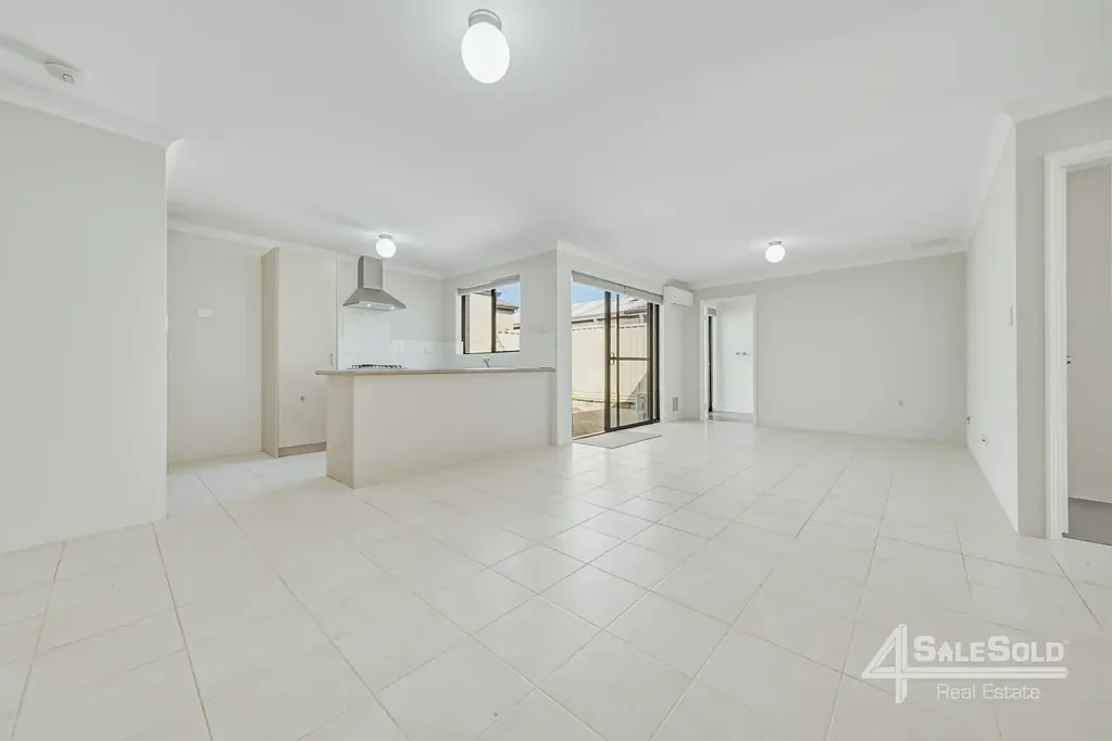 Kelmscott 3房  LOW MAINTENANCE + ULTIMATE CONVENIENCE...