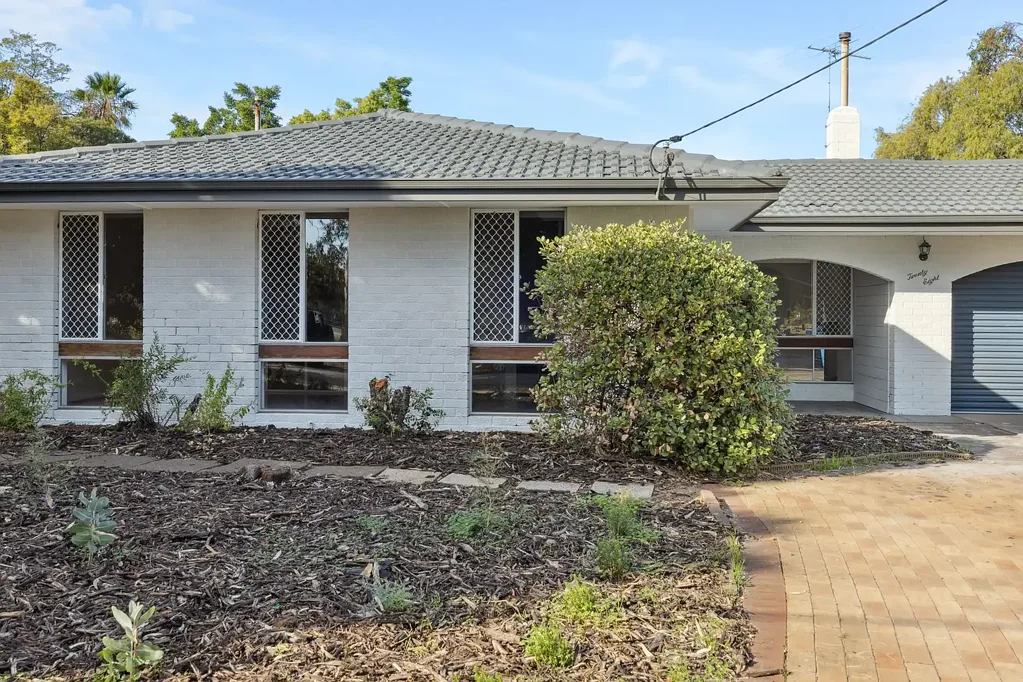 Morley 3Zimmer Just Listed!  Stylishly Renovated Family Home in Sought After Location