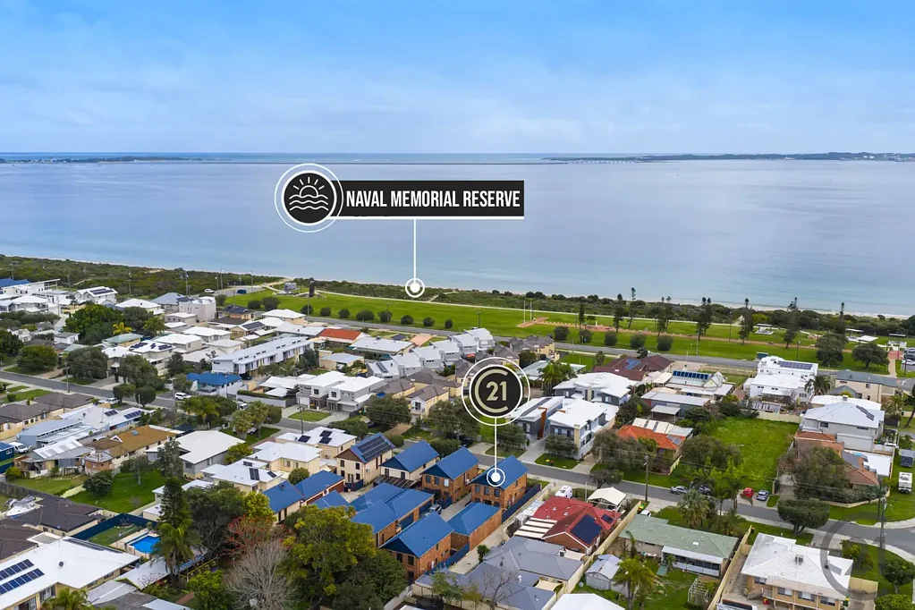 Rockingham 3 Bedroom Modern Townhouse in a Prime Coastal Complex