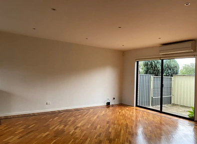 ਰਹਿਣ ਵਾਲਾ ਕਮਰਾ - 2/16 Ralph Street, Reservoir, VIC 3073