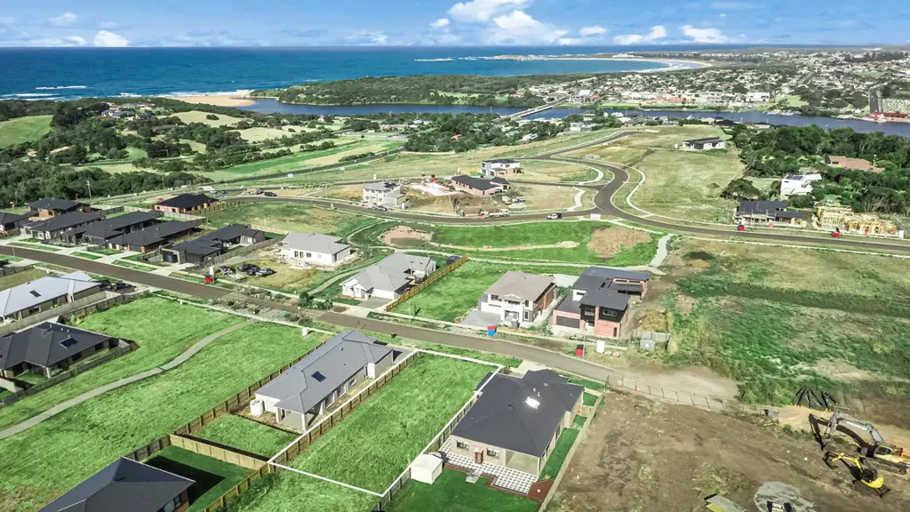 Warrnambool Space, Community & Lifestyle