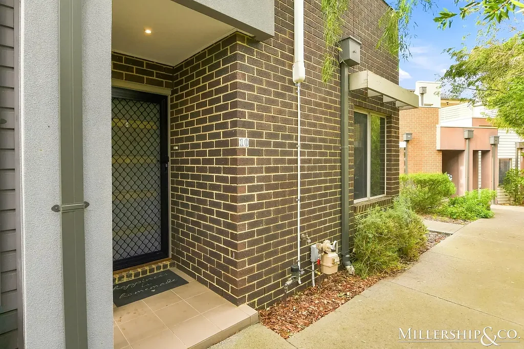 Mernda 2房  Modern Residence In Central Mernda!