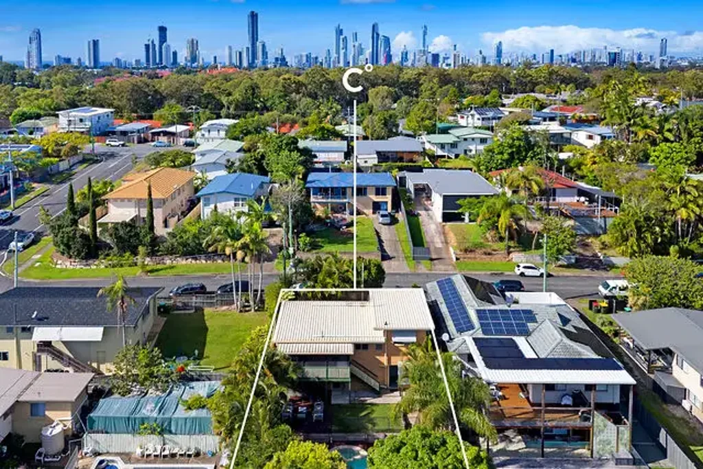 Southport 3房  Classic Gold Coast Charm, Modern Family Living.