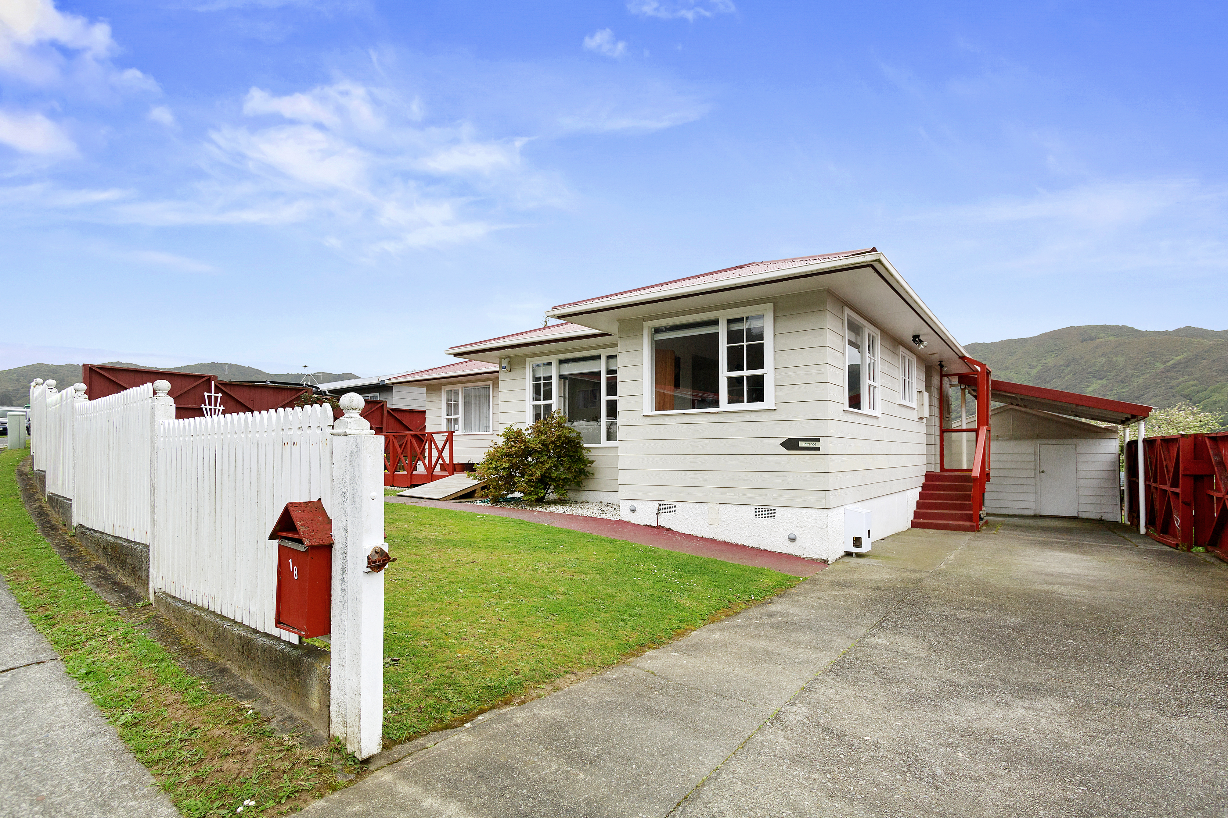 18 Newburn Grove, Wainuiomata, Lower Hutt, 3 कमरे, 0 बाथरूम, House