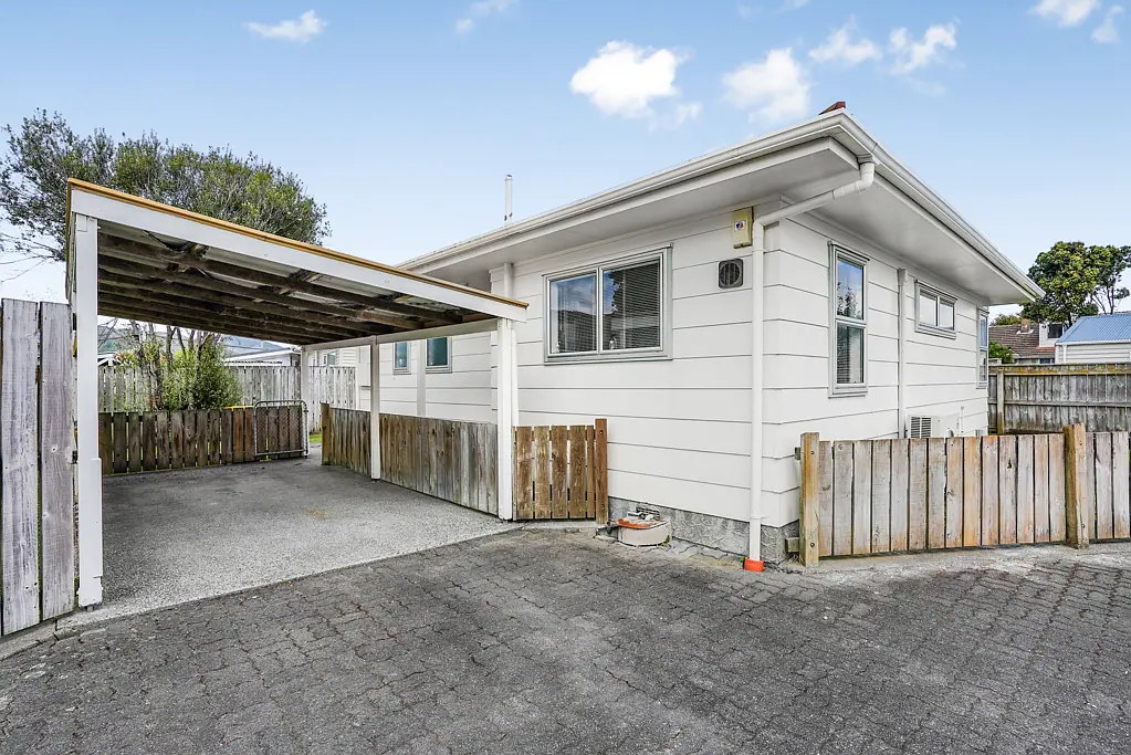 2/17 Colson Street, Avalon, Lower Hutt, Wellington