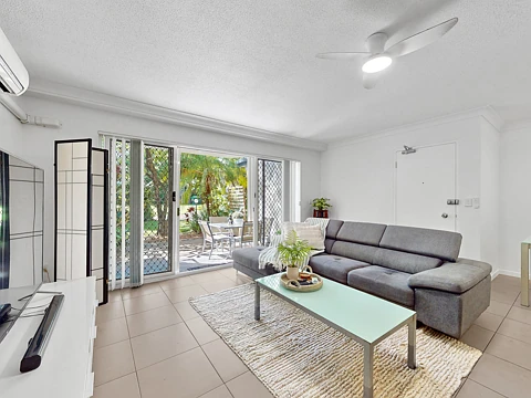 Burleigh Heads 2 Bedroom Create Listing