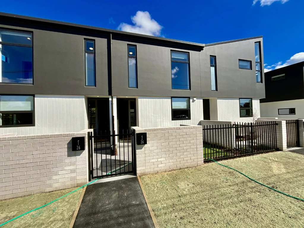 2 bedroom living in St' Albans