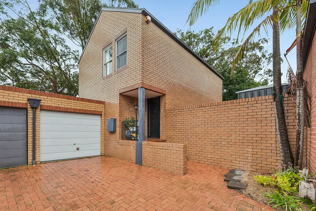 South Coogee 3房 宁静林荫街道 安全长租约 宽敞燃气厨房 环绕花园 三卧带步入式更衣室 朝北低维护花园 近海滩咖啡馆 Peaceful freestanding home with Exceptional Investment Value