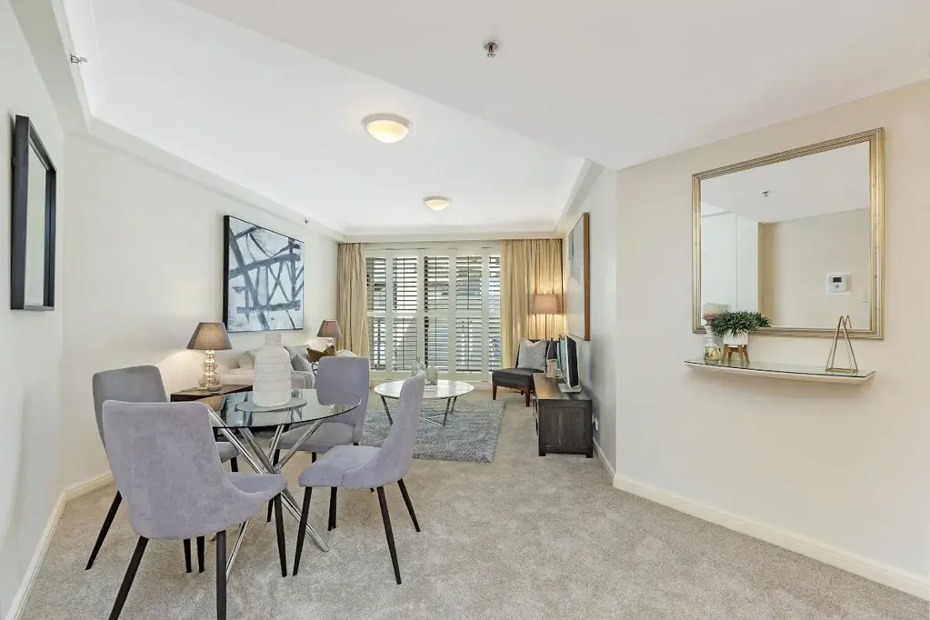 Sydney 1Zimmer Bright Corner Apartment Offering Lifestyle & Investment Appeal