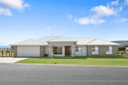 37 Southern Cross Drive, Kingsthorpe