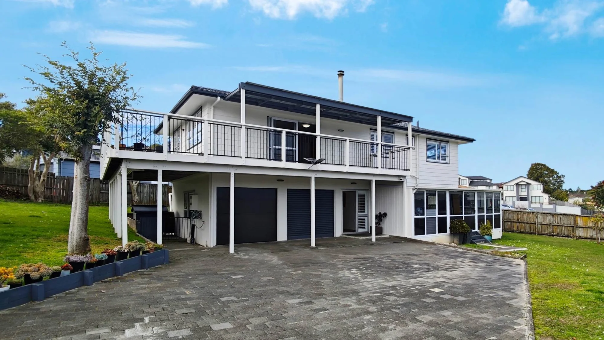 Spacious Family Home with Flexible Living Options