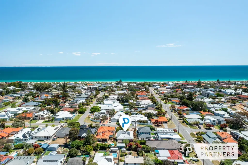 Scarborough 4Kwarto ELEVATED FAMILY LIVING WITH COASTAL CHARM