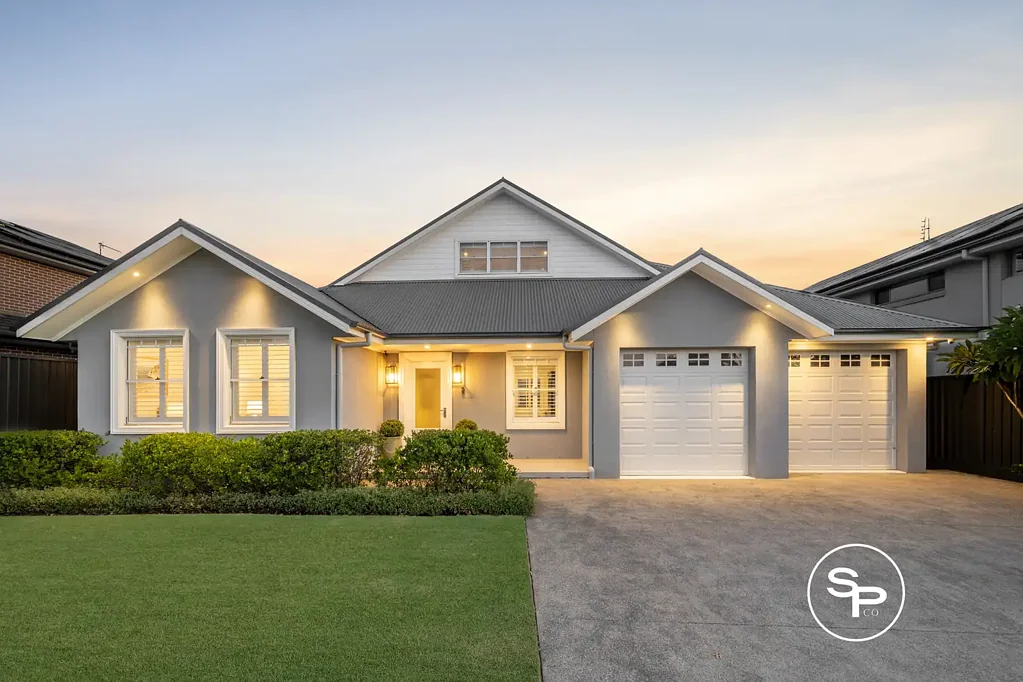 Harrington Park 6Moenga Bespoke Family Living with Exceptional Attention to Detail
