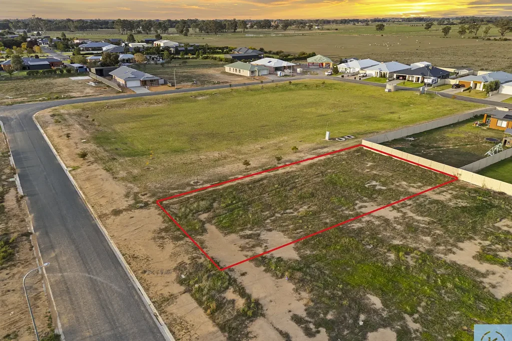 Tocumwal  Golf, Cafés & River Life at Your Doorstep