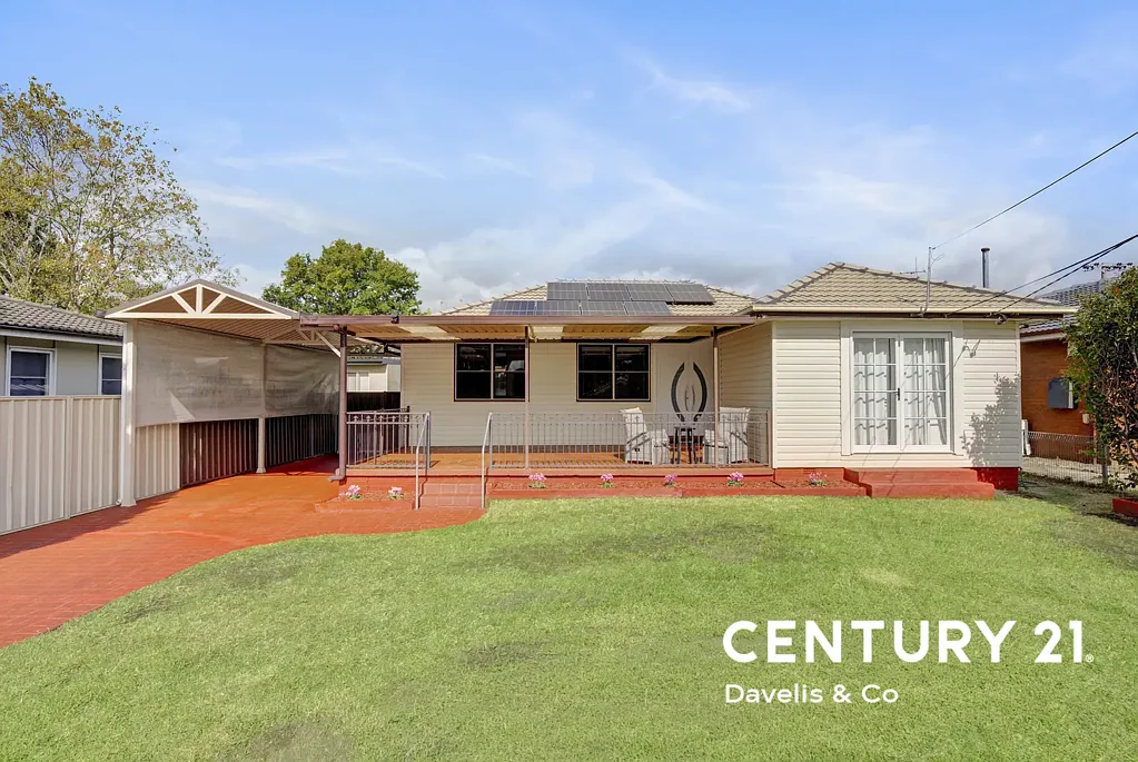 Lethbridge Park 5房 5卧带柜新浴 翻新厨壁炉 宽敞廊架便利位 Modern Family Home