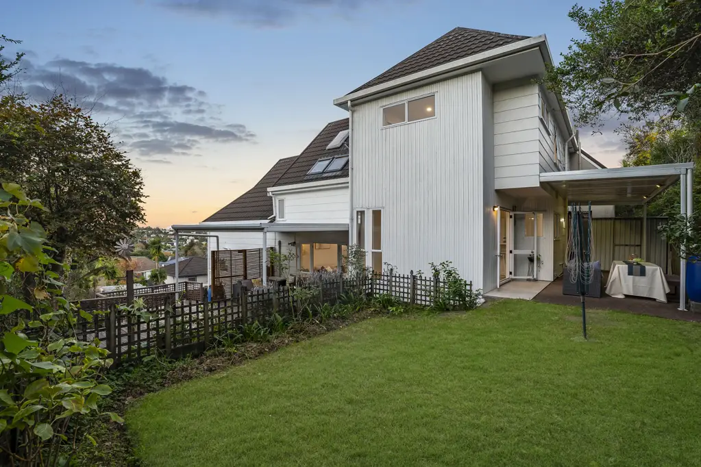 Murrays Bay 3房  Rare Size, Rangi Zone, Real Opportunity