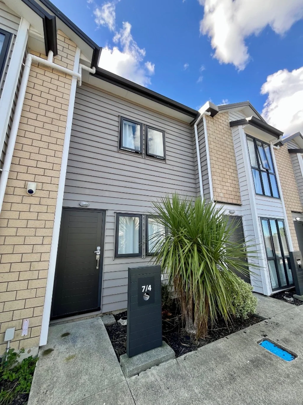 2-Bedroom Split-Level Homes in Wallson Village Ã¢Ãâ¬Ã" Parking Included!!