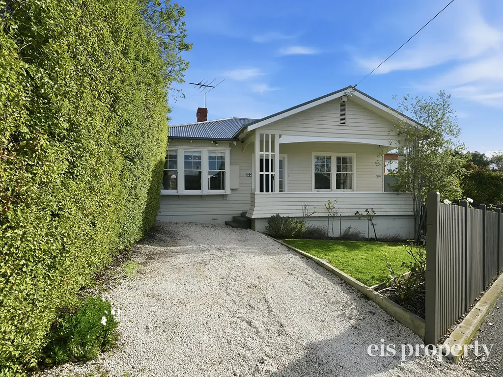 Luxury Fully Furnished Residence In The Heart Of New Town