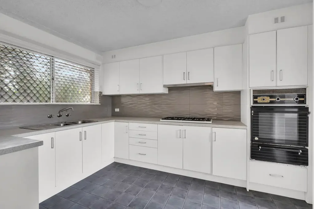 Hi, I'm stylish, spacious and ready to welcome you home