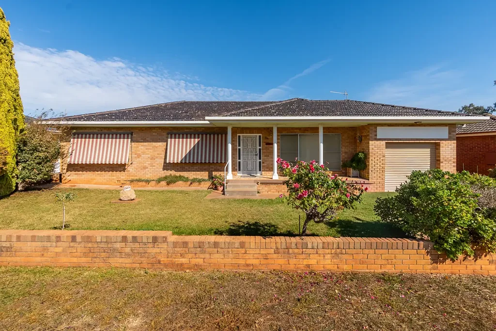 94 Deutcher Street, Temora, NSW 2666