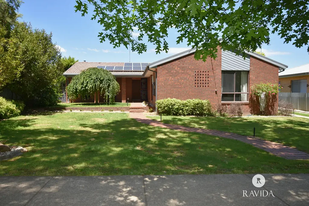 Beechworth 4房  SOLID FAMILY HOME