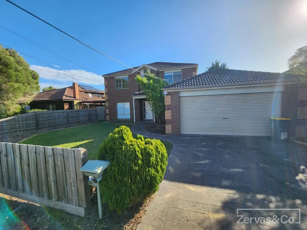 3 months lease available