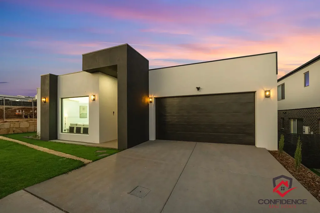 6 Tingwell Street, Whitlam, ACT 2611