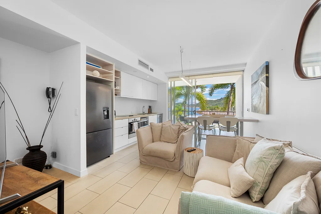 Nelly Bay 1部屋 LUXURY OCEANFRONT LIVING - UNIT 1205  146 SOONING ST NELLY BAY - ONE BRIGHT POINT MAGNETIC ISLAND